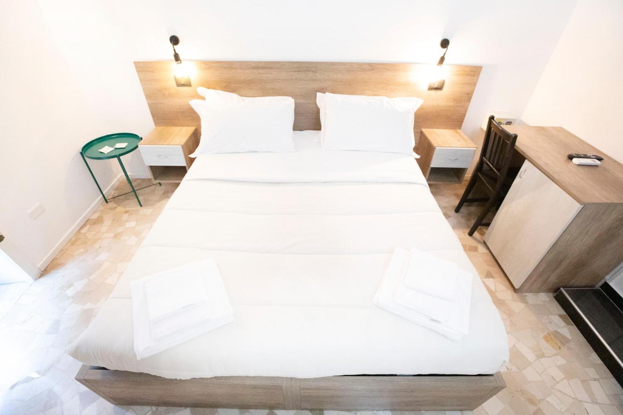 Hall Inn B&B In Chiostro 나폴리 외부 사진
