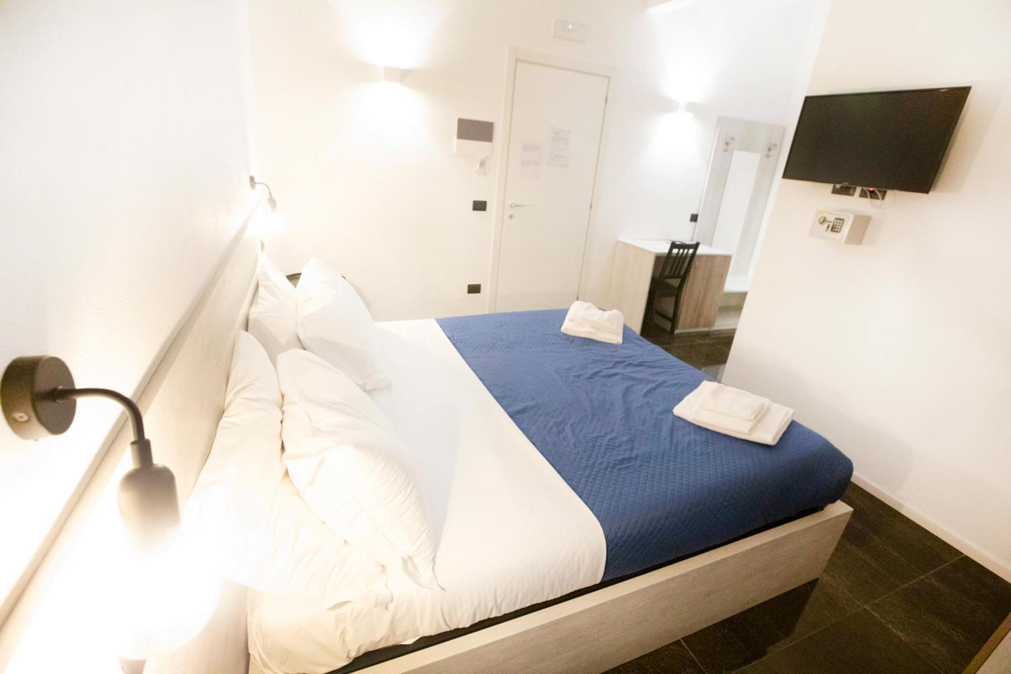 Hall Inn B&B In Chiostro 나폴리 외부 사진
